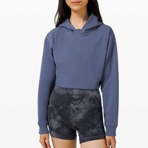 lululemon athletica Cropped Hoodie in Slate Blue
